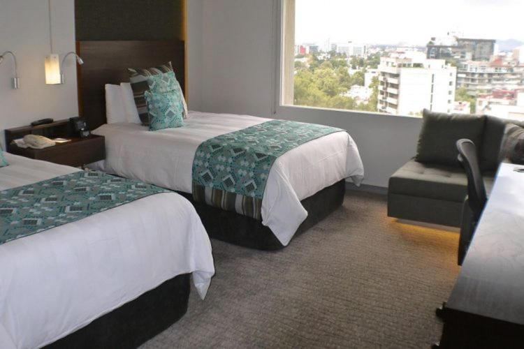 Linda Grand Near International Airport By-gross Group 4* New Delhi